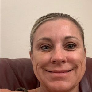 Meet your Posher, Vicky